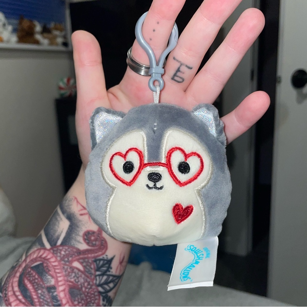 Ryan Vday 2021 Husky Squishmallows clip NWT